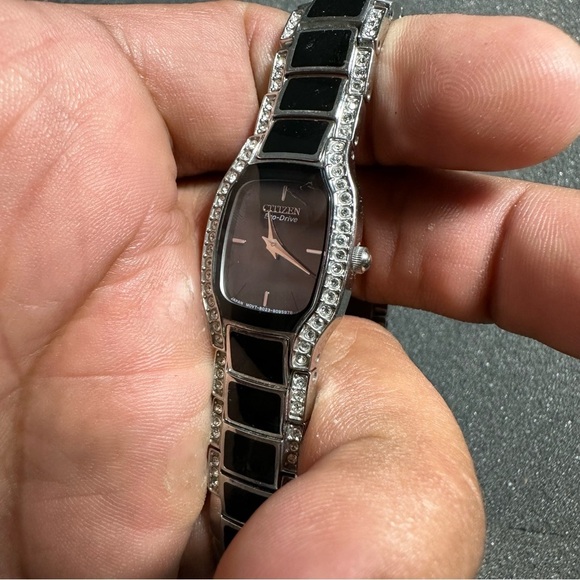 CITIZEN Eco-Drive Ladies Bracelet Watch B023-S064066 Swarovski Crystal’s Working - Picture 2 of 10